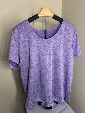 Never worn Lightweight Heathered Purple Women’s active wear Tshirt - 1X